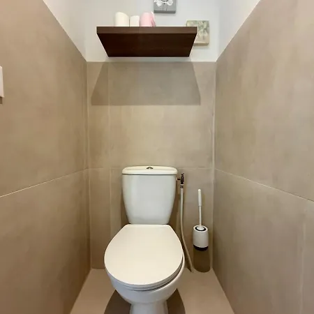 1 Chambre, Climatise, Parking * Saint-Raphaël